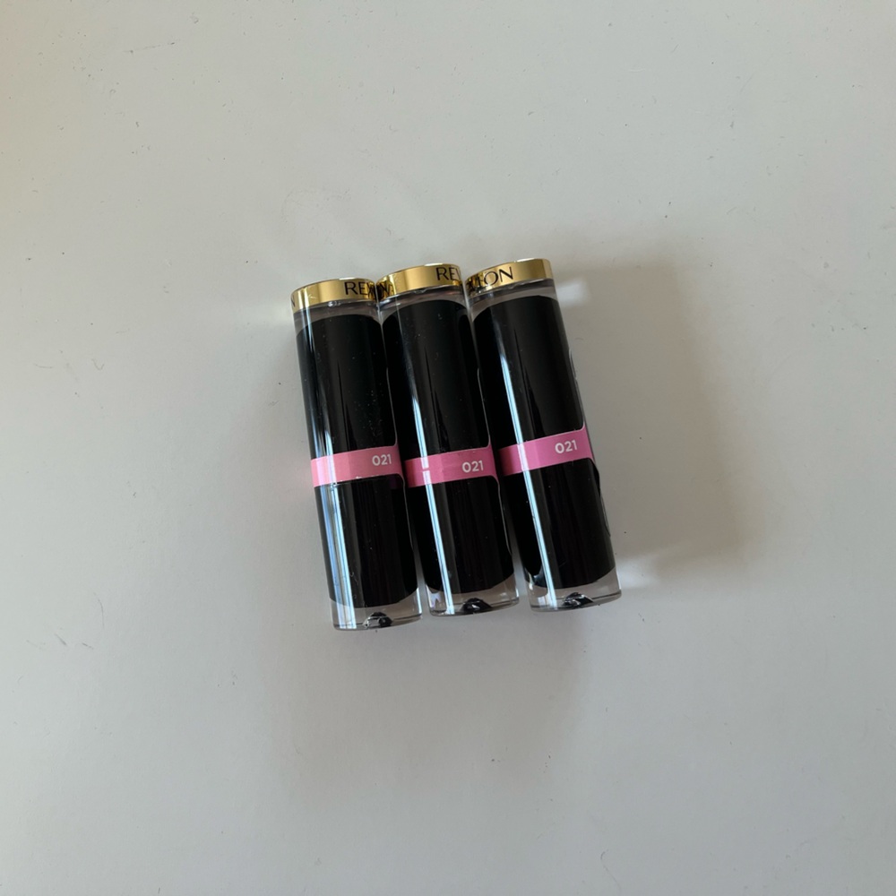3 Revlon Original Formula 021 Glass Shine Lipstick So Sleek Pink